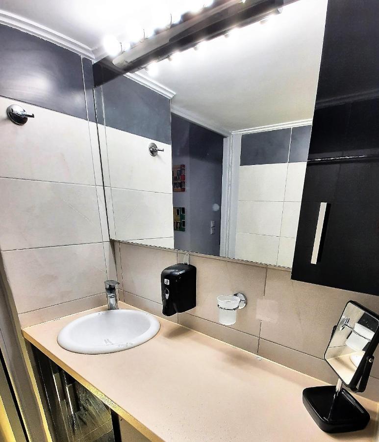 Athens City Center Apartment Next To Metro & Close To Acropolis Εξωτερικό φωτογραφία